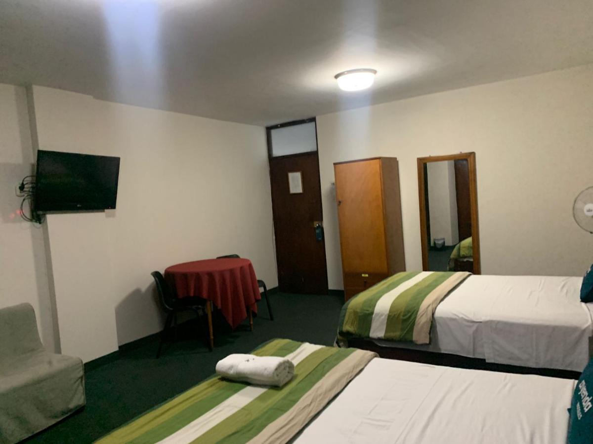 Hotel Las Mercedes トルヒーリョ エクステリア 写真