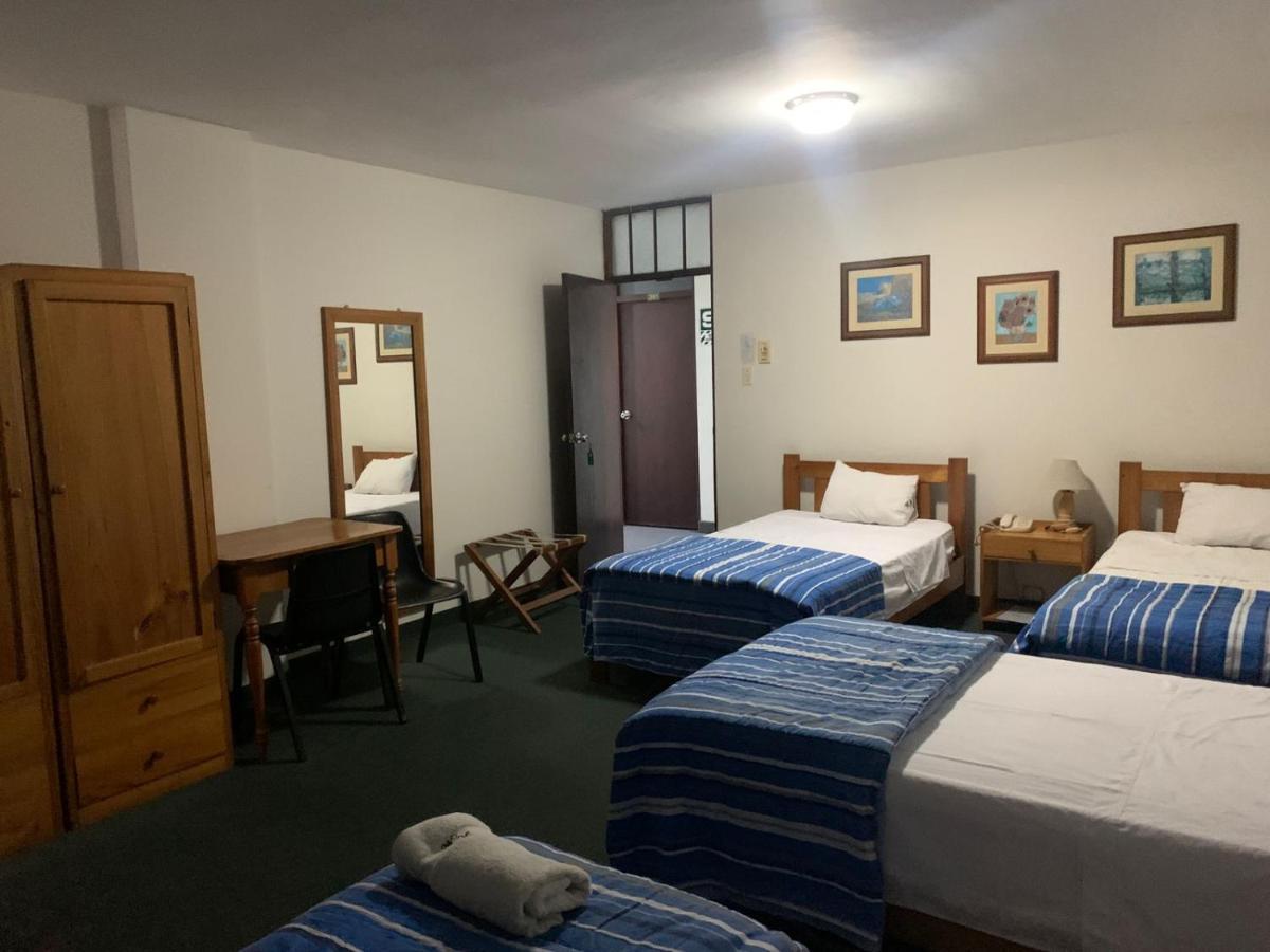 Hotel Las Mercedes トルヒーリョ エクステリア 写真